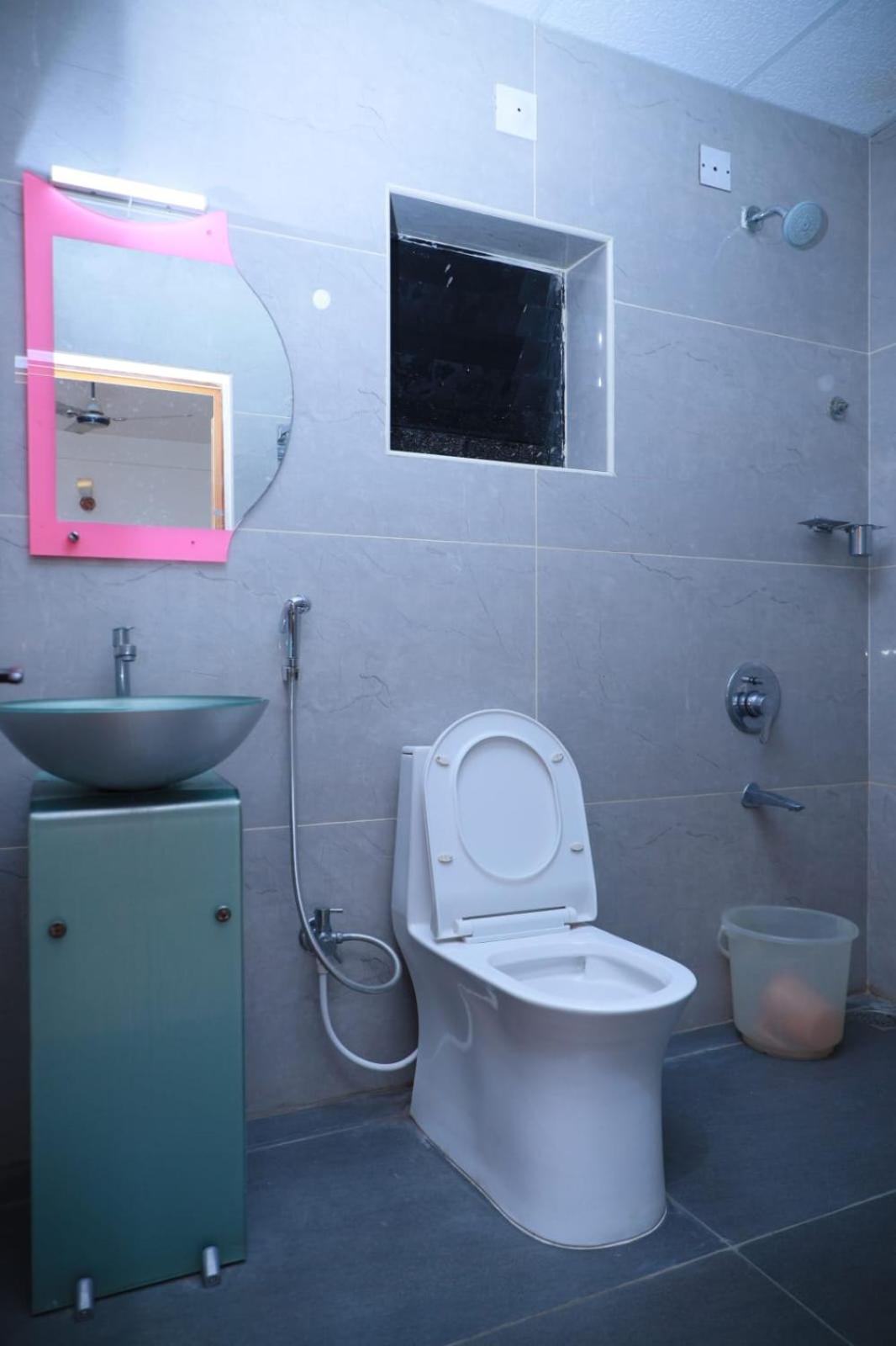 Hotel Tayas Trippapur Dış mekan fotoğraf