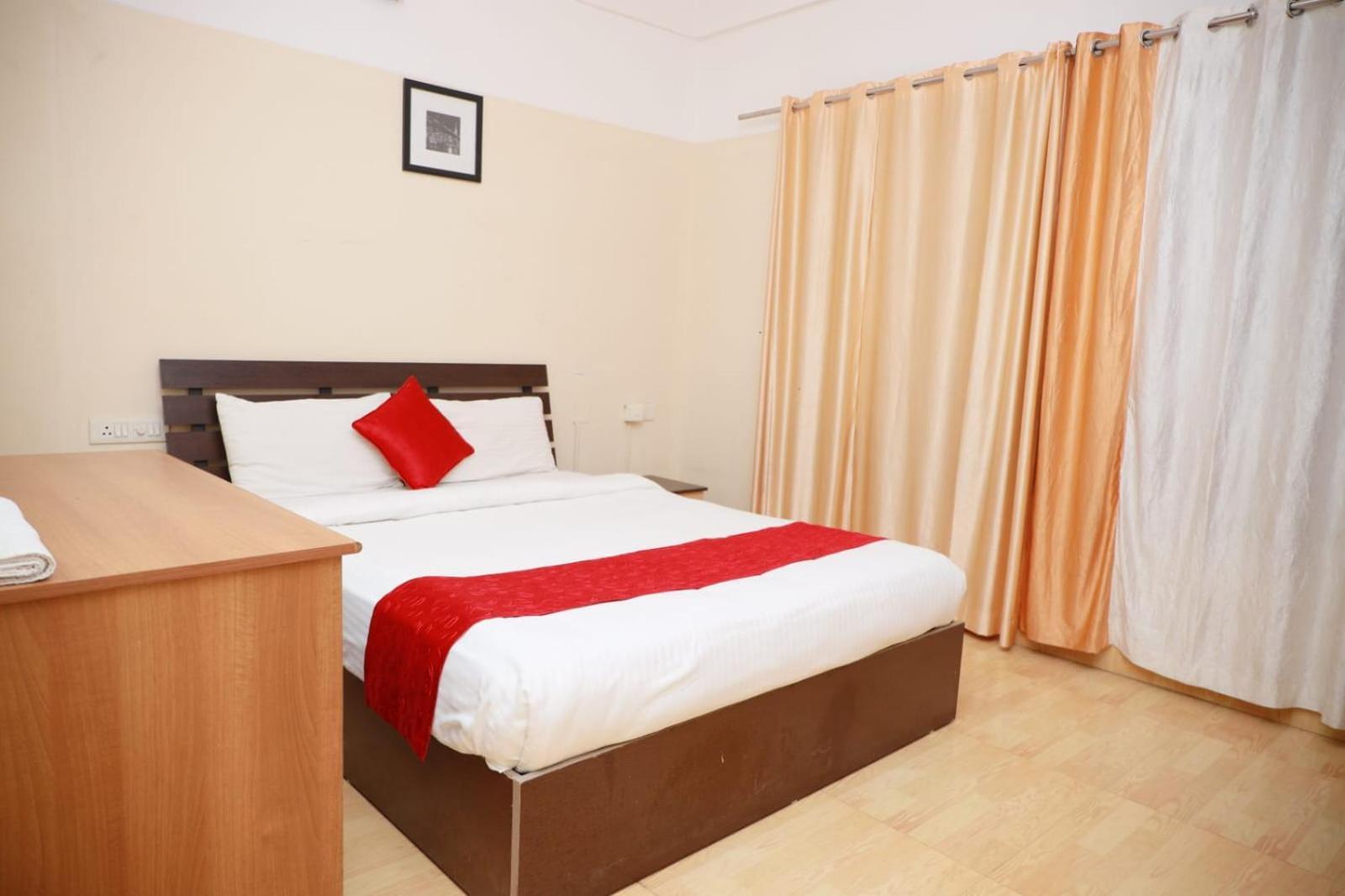Hotel Tayas Trippapur Dış mekan fotoğraf
