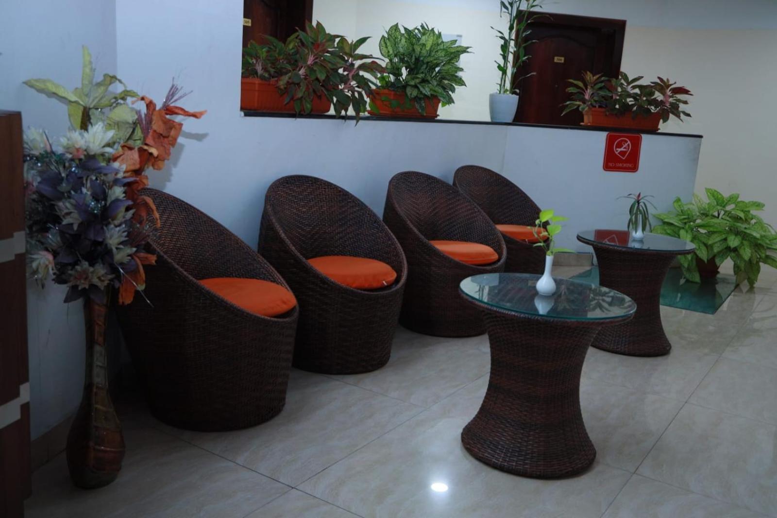 Hotel Tayas Trippapur Dış mekan fotoğraf