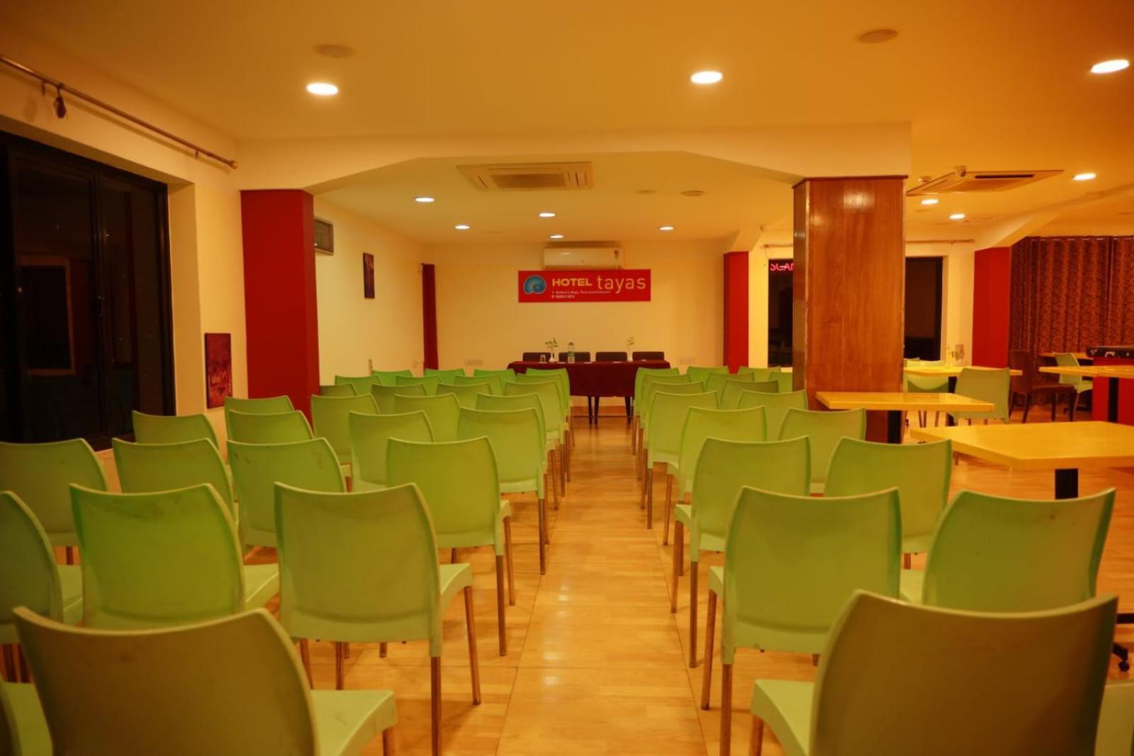 Hotel Tayas Trippapur Dış mekan fotoğraf